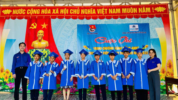Đoàn xã Long Phụng Tổ chức cuộc thi “Rung chuông vàng tiếng anh” dành cho đoàn viên, thanh thiếu nhi năm 2025