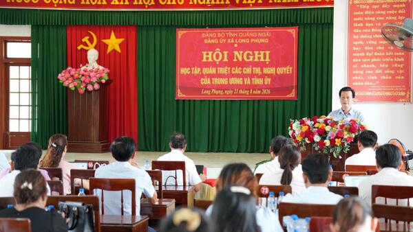 Long Phụng: Học tập, quán triệt các Chỉ thị, Nghị quyết của Trung ương và Tỉnh ủy